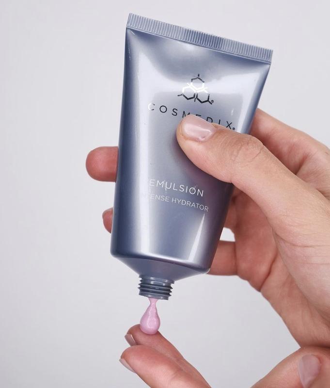 236060109 1 - Інтенсивно зволожувальний крем Cosmedix Emulsion 60г
