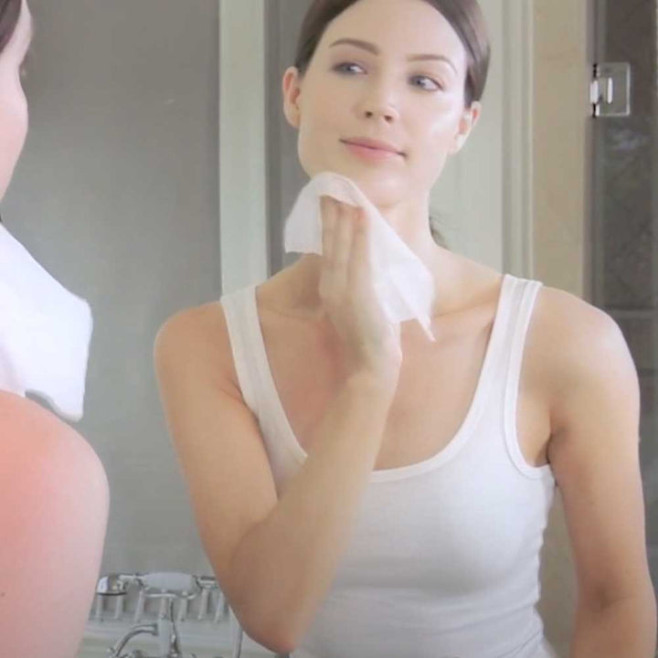 hp pdp hydroactivewipes hero video 720x 1 - Міцелярні серветки для обличчя Hydropeptide Micellar Facial Cloths 30шт