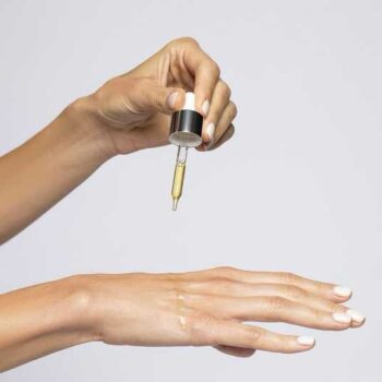 img 3069 - Антивікова сироватка для обличчя Is Clinical Super Serum Advance+