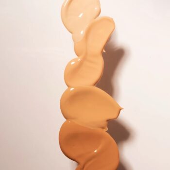 img 5548 - Регенеруюча тональна основа Academie Regenerating Treatment Foundation 30мл