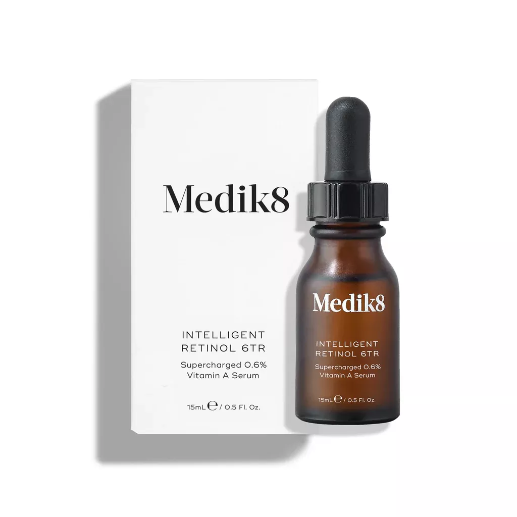 - Сироватка з вітаміном А Medik8 Intelligent Retinol 6TR 15мл