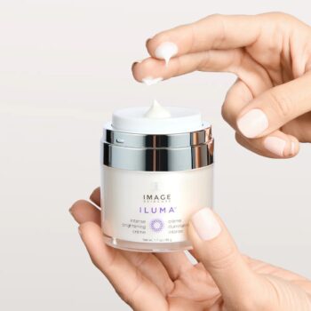 img 3751 - Інтенсивний освітлюючий крем Image Skincare Iluma Intense Brightening Crème 50мл