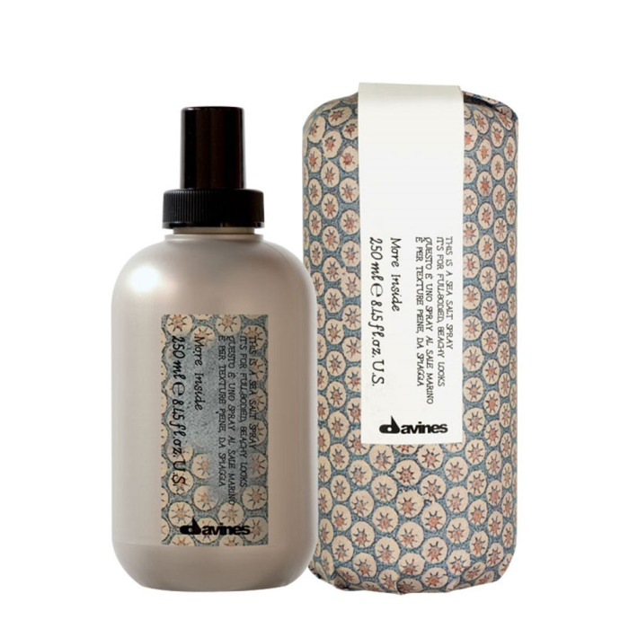 sprej dlya ukladok davines more inside sea salt spray kupit - Спрей з морською сіллю для об'ємних вільних укладок Davines Sea Salt Spray More Inside 250мл