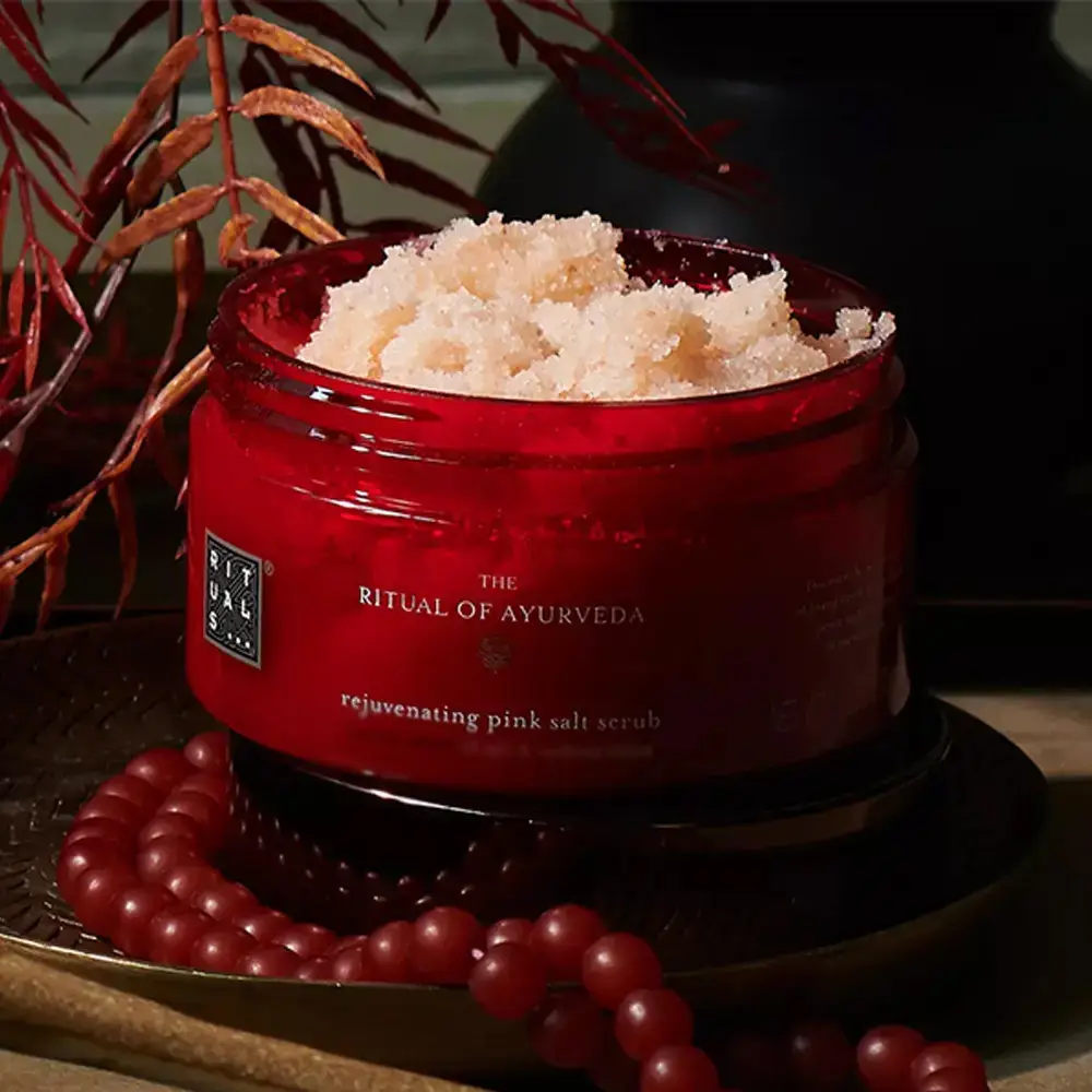 4856312241 w640 h640 skrab dlya tela - Скраб для тіла Аюрведа Rituals The Ritual Of Ayurveda Salt Body Scrub 300г