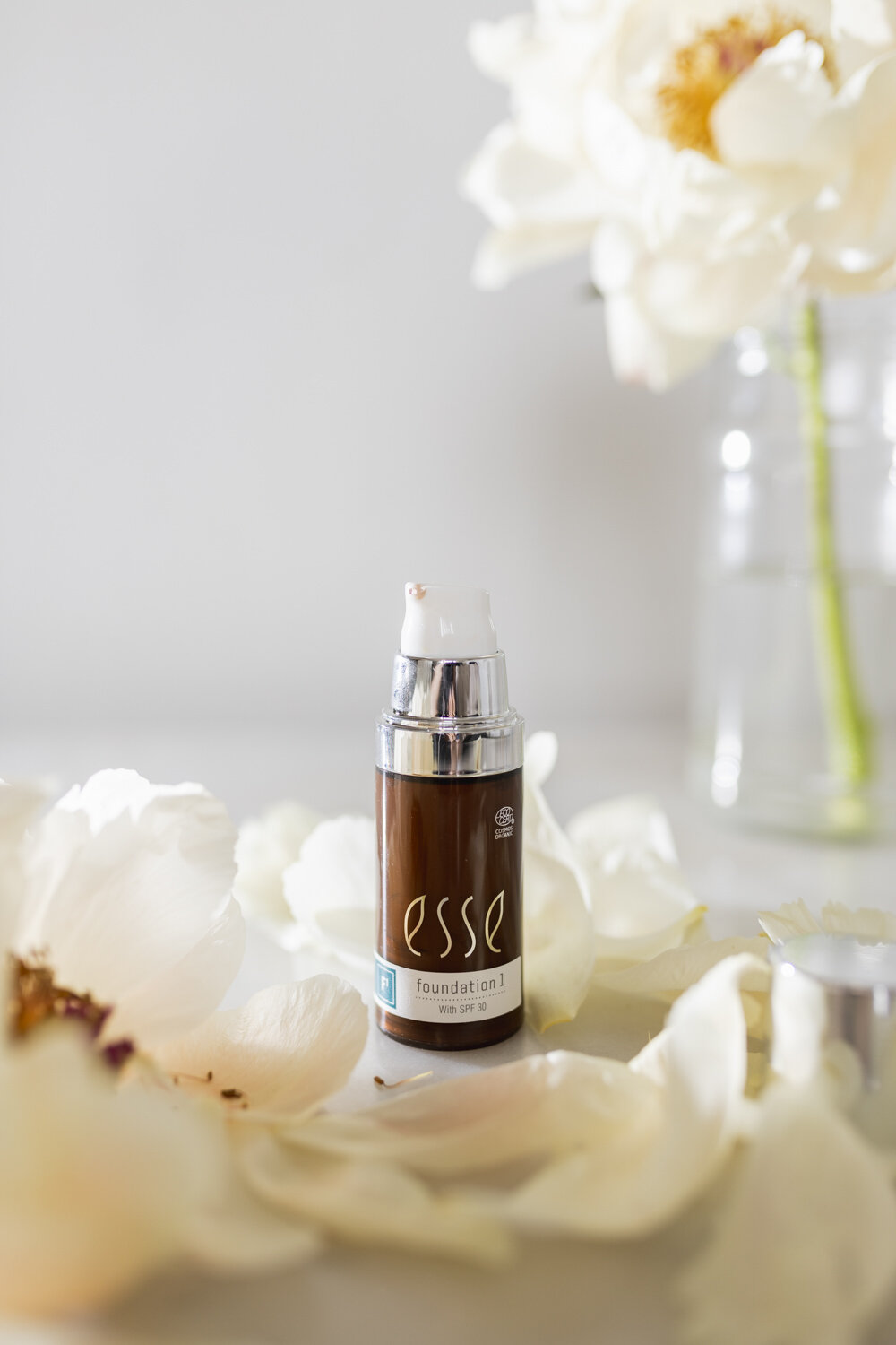 esse skincare foundation review 4 - Тональна основа SPF30 для всіх типів шкіри Esse Foundation SPF30 30мл