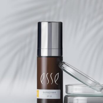 sunscreen layers 1 - Тональна основа SPF30 для всіх типів шкіри Esse Foundation SPF30 30мл