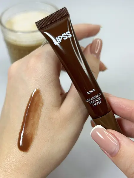 6236445024 w600 h600 6236445024 - Блиск для губ Coffee LIPSS Lipper 8мл