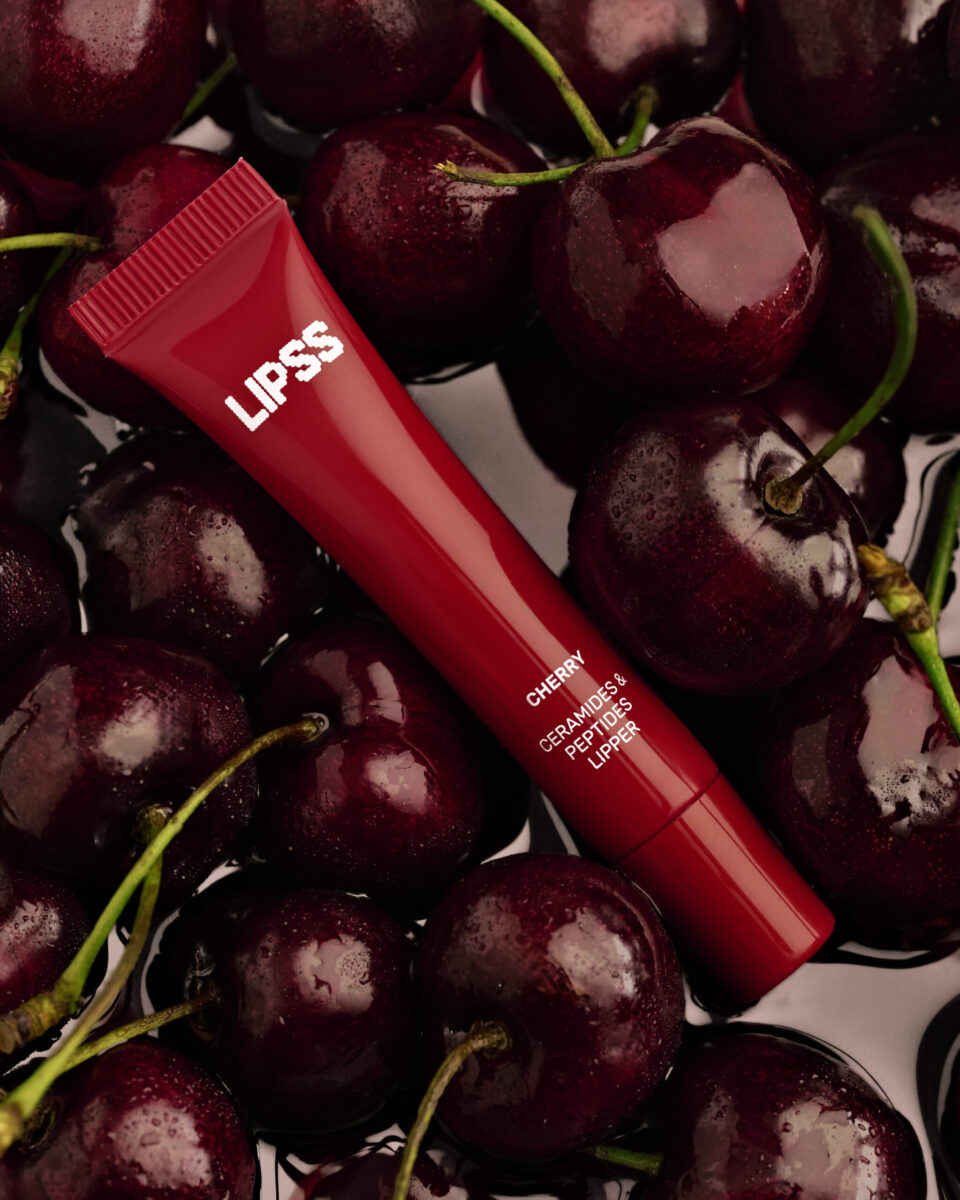 cherry1 2 scaled 1 - Блиск для губ Cherry LIPSS Lipper 8мл