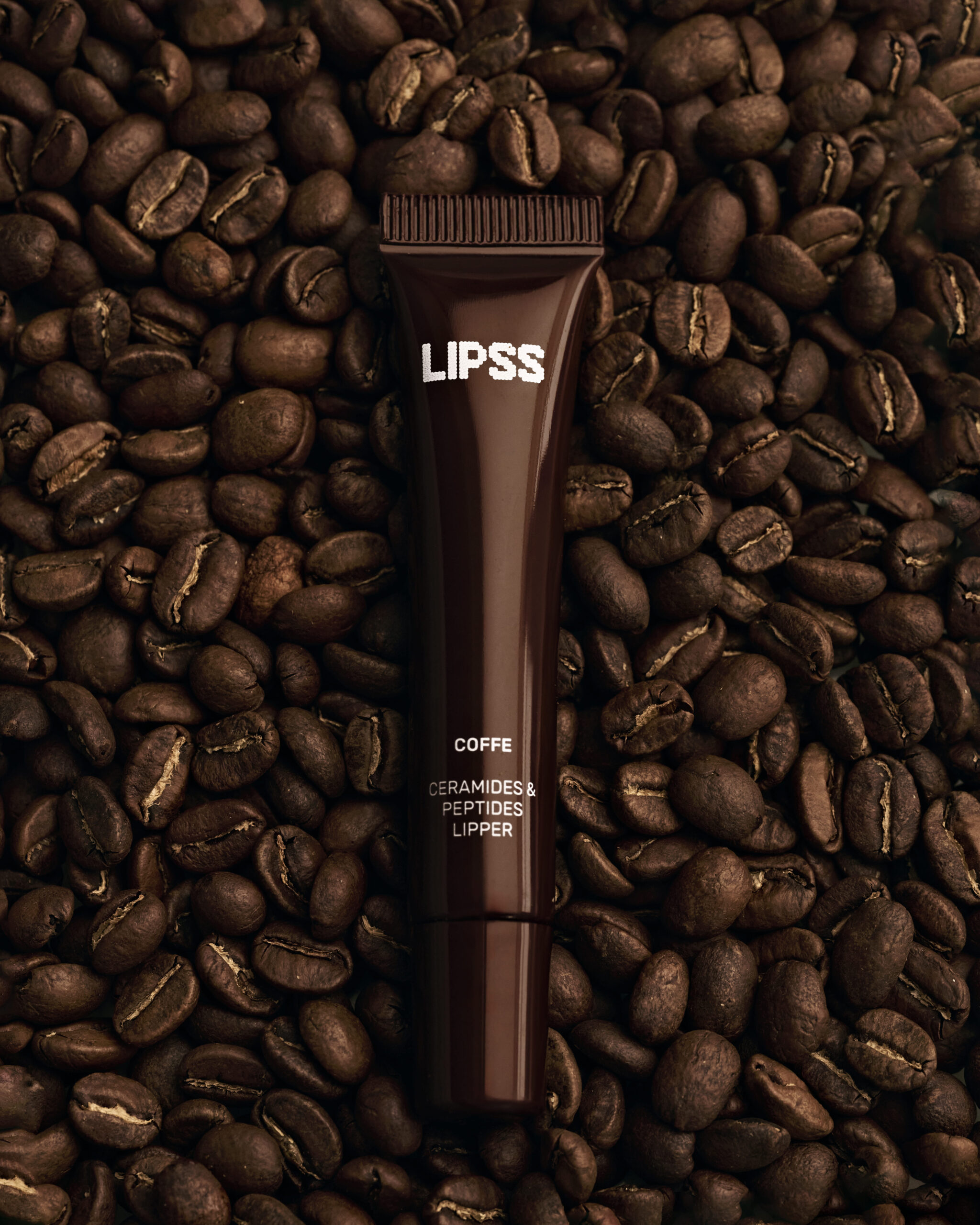coffee1 scaled 1 - Блиск для губ Coffee LIPSS Lipper 8мл