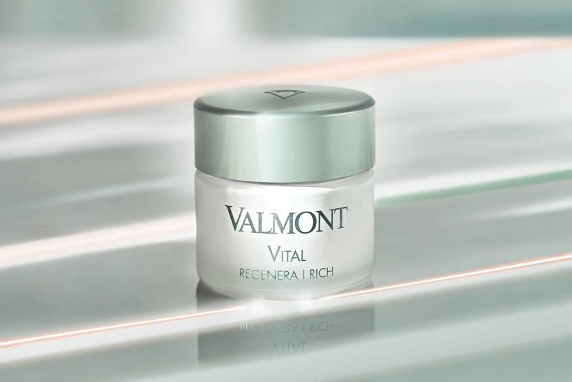 eye 705405 valmont ital regenera i rich hero min - Збагачений крем для шкіри обличчя Valmont Vital Regenera I Rich 50мл