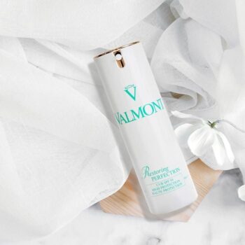 kem chong nang valmont restoring perfection spf50 30ml 4d3d752b41534a16bba254f6768f6e57 master - Відновлюючий крем "Перевага" SPF50 Valmont Restoring Perfection SPF50