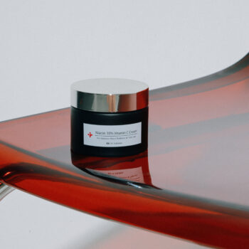 img 9682 - Освітлюючий крем з ніацинамідом 10% та вітаміном C CU Skin Dr.Solution Niacin 10% Vitamin C Cream 50мл