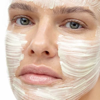 produktfotos nighty mask 1000x1000 3 dcb99ad4 6129 489a b455 bb6b51c4984b 1000x - Відновлювальна нічна маска для обличчя Melume Nightly Morphing Mask 60мл