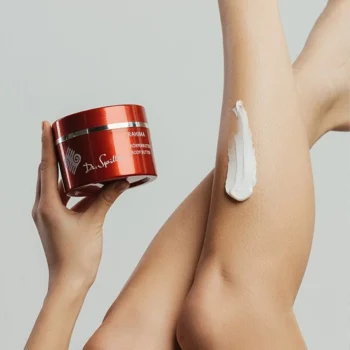 dr. spiller rahima body butter 2 min 1080x1080.jpg - Крем для тіла з екстрактом лотоса Dr. Spiller Rahima Body Butter 250мл