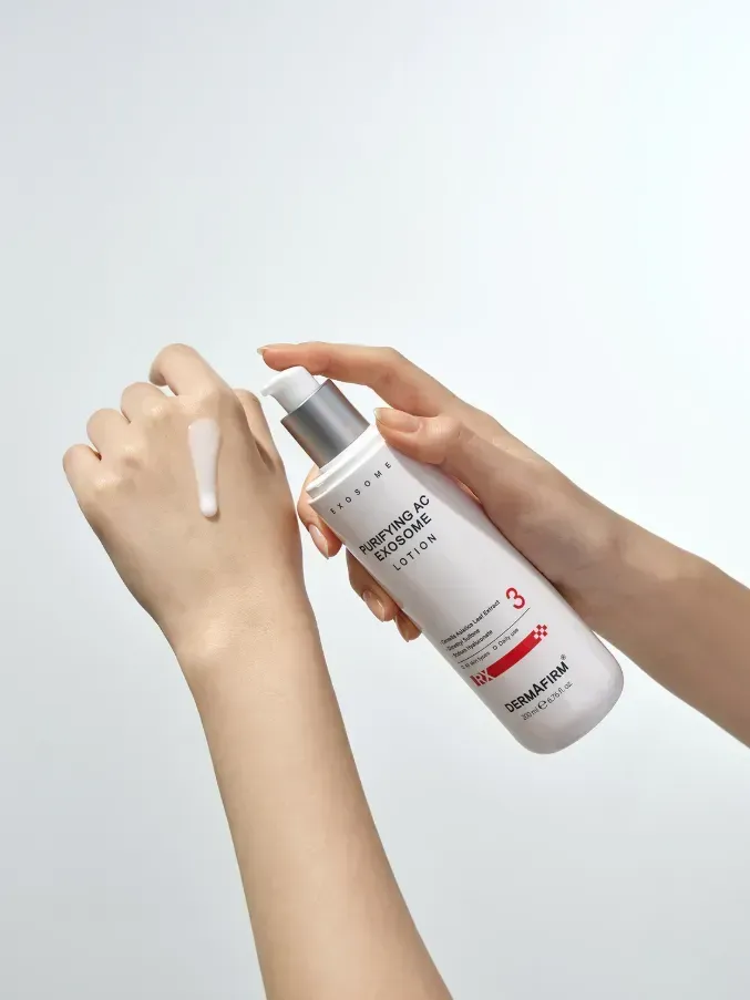 seborehuliuiucha emulsiia rx purifying ac exosome lotion 200ml 94622315692769 - Себорегулюючий тонер Dermafirm RX Purifying AC Exosome Lotion 200мл